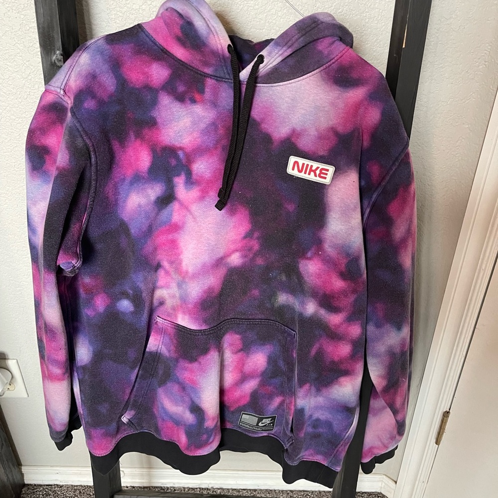 Nike sweatshirt size L